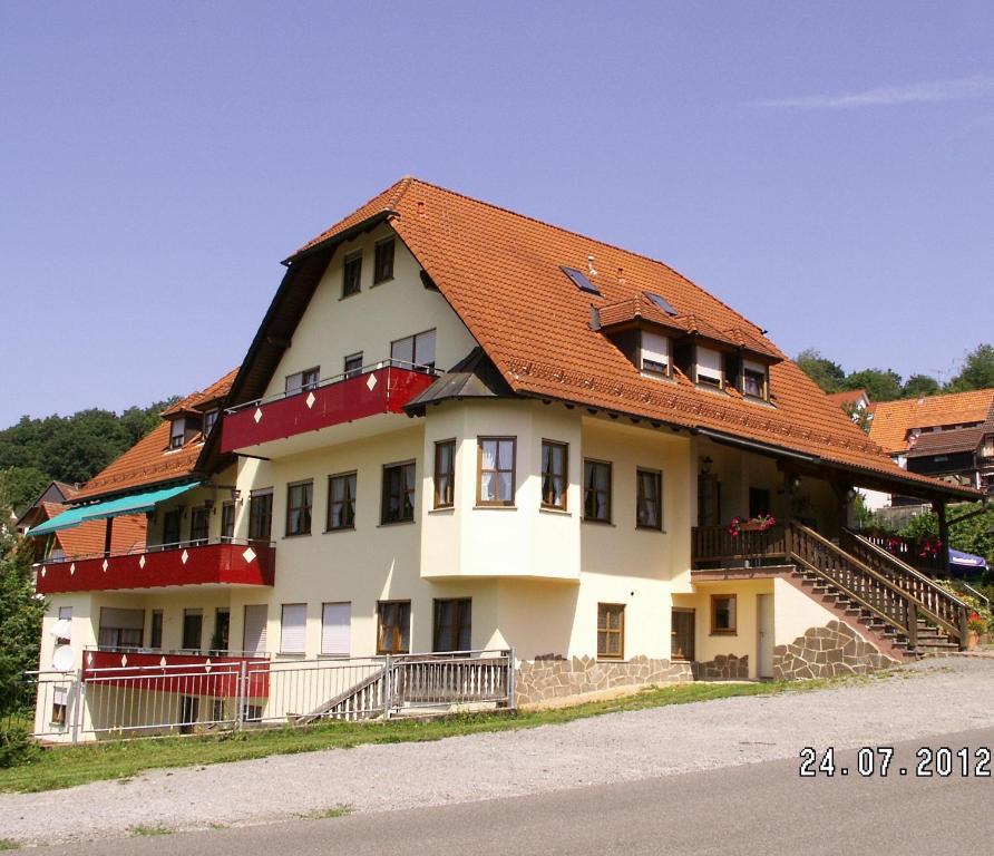 加斯霍夫西里晨酒店 Hafenlohr 外观 照片