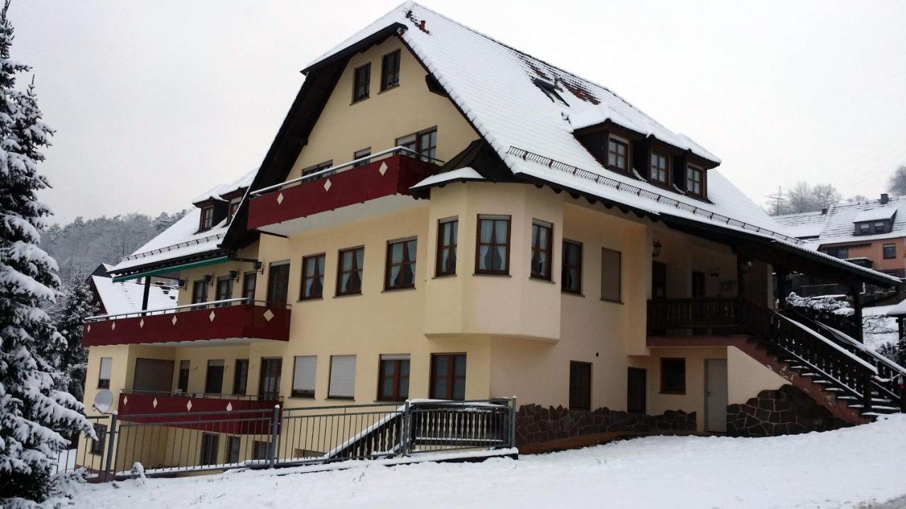 加斯霍夫西里晨酒店 Hafenlohr 外观 照片